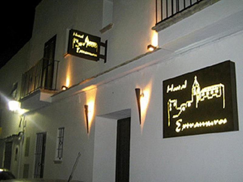 Hostal Extramuros Conil De La Frontera Buitenkant foto